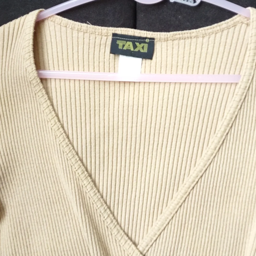 Shirt - Picture 2 of 3